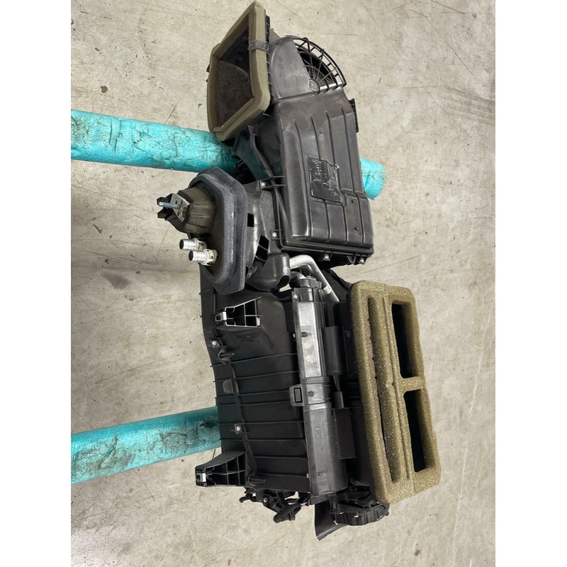 2018-23 Ford Mustang GT HVAC Heater Core Box Dual Climate Control  206