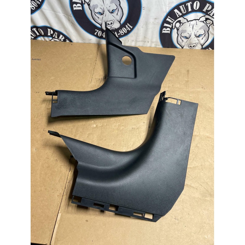 2018-23 Ford Mustang GT Kick Panels Pair 205
