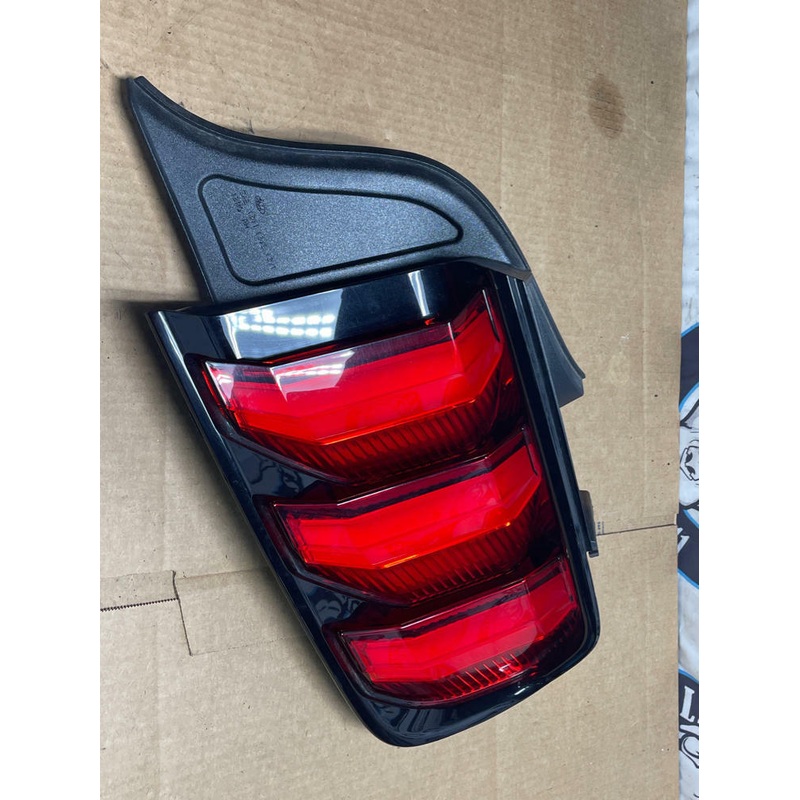 2018-23 Ford Mustang GT Passenger RH Tail Light Assembly 194