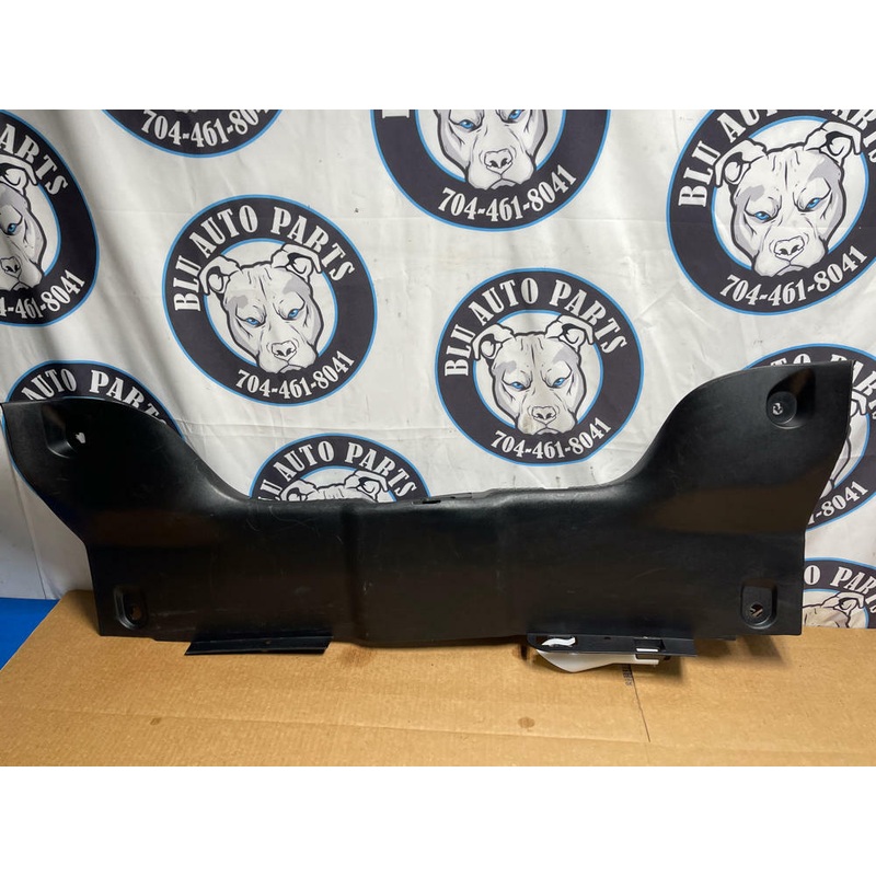 2018-23 Ford Mustang GT Rear Trunk Panel Middle 194