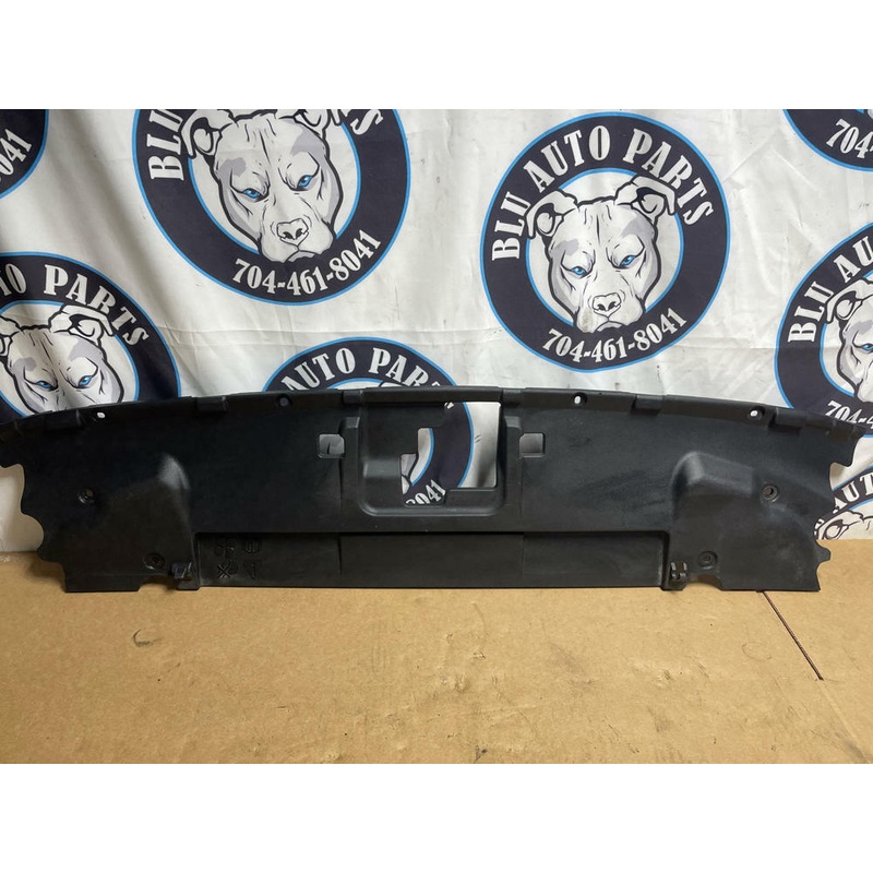 2018-23 Ford Mustang GT Upper Radiator Cover Panel 206