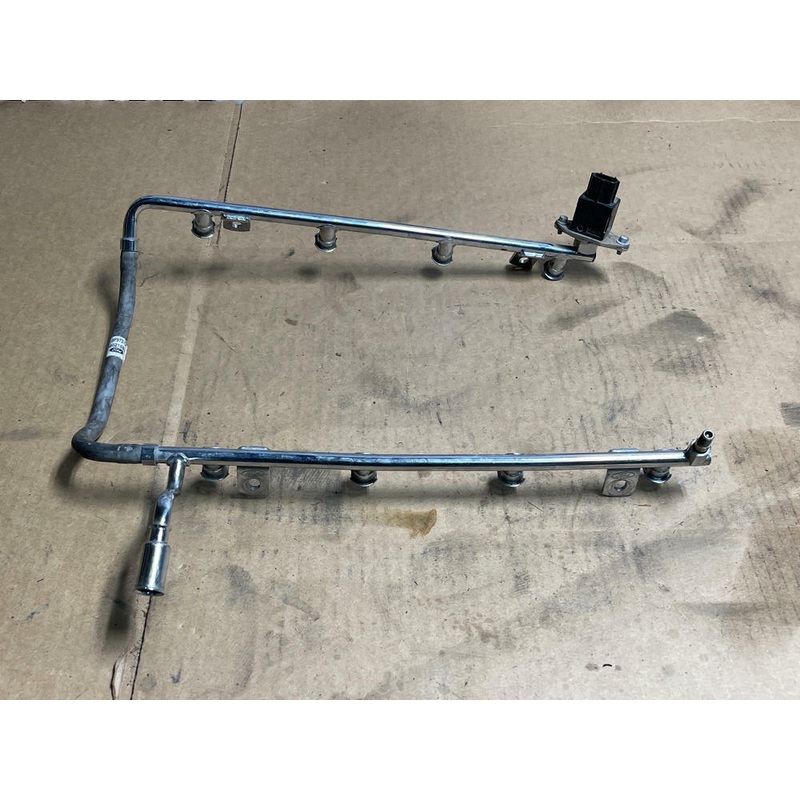2003-04 Ford Mustang SVT Cobra Fuel Rail 203