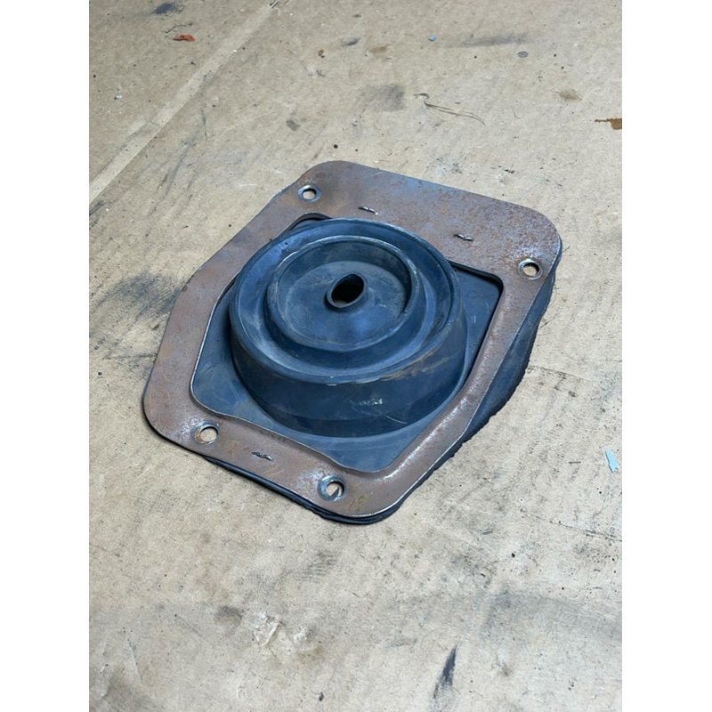 2003-04 Ford Mustang SVT Cobra Shift Boot Isolator 203