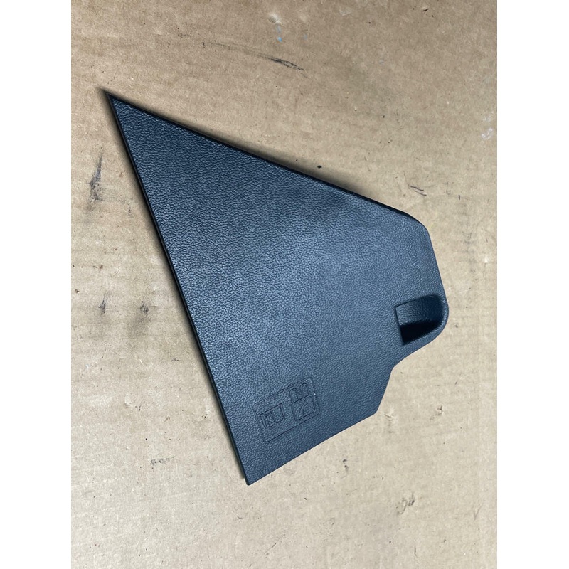 2015-17 Ford Mustang Interior Fuse Box Cover Trim 210