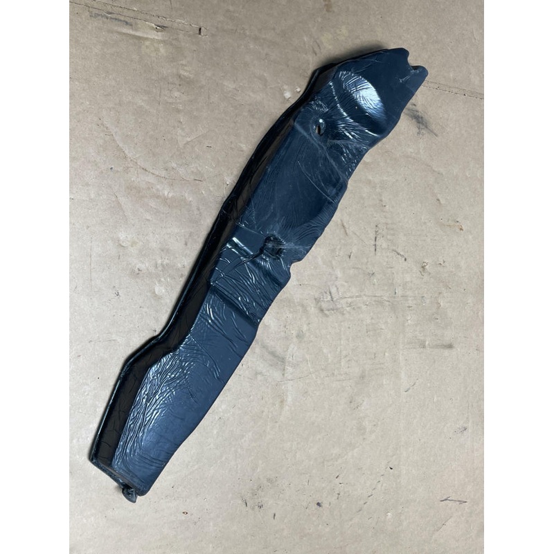 2018-23 Ford Mustang GT Fender Insulator (1) 205