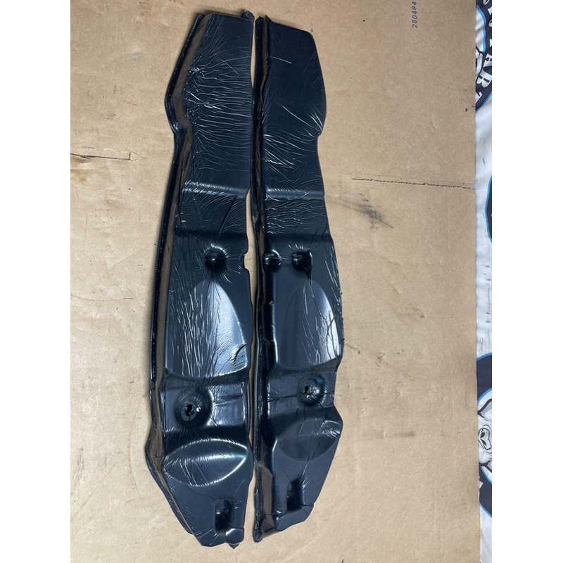 2018-23 Ford Mustang GT Fender Well Insulation Pair 205