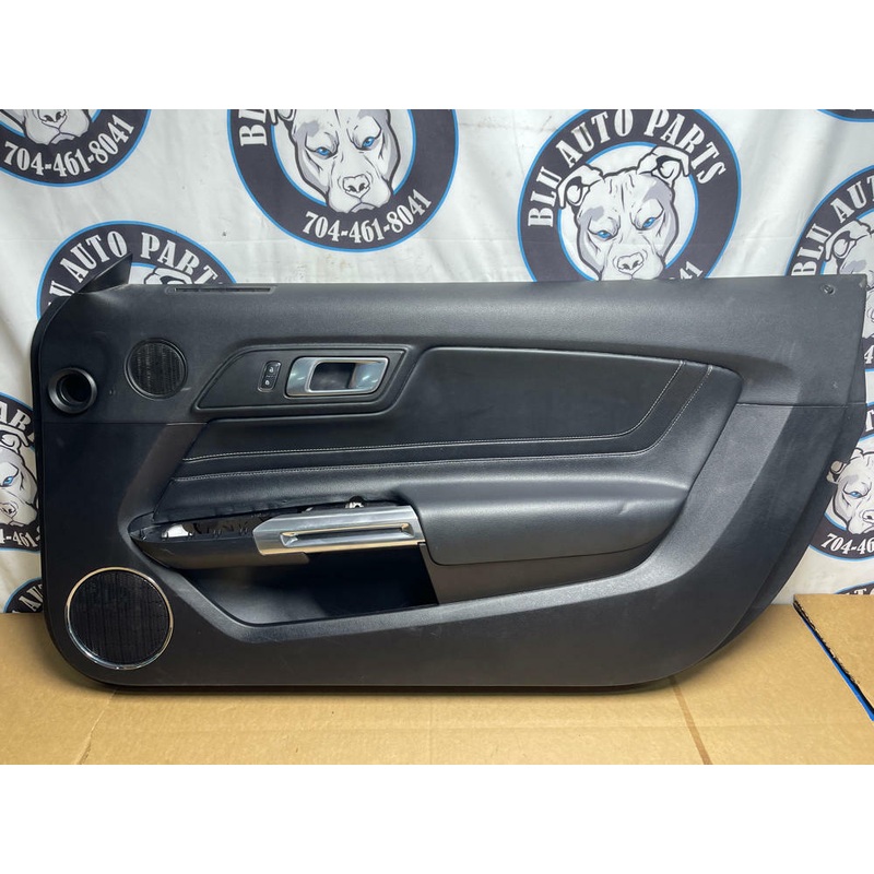 2018-23 Ford Mustang GT Passenger RH Door Panel 207