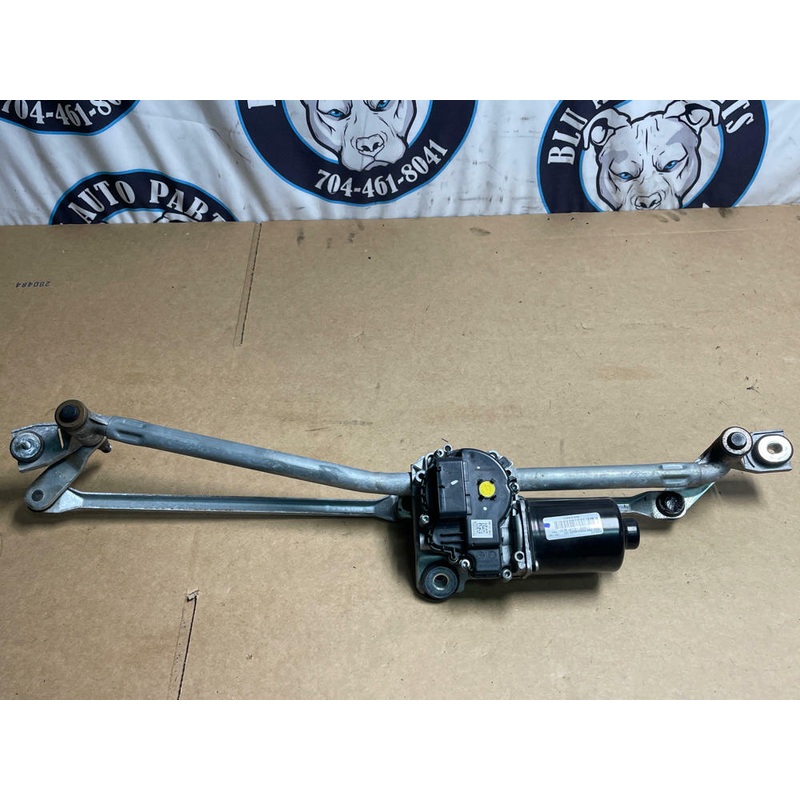 2018-23 Ford Mustang GT Wiper Motor Assembly 207