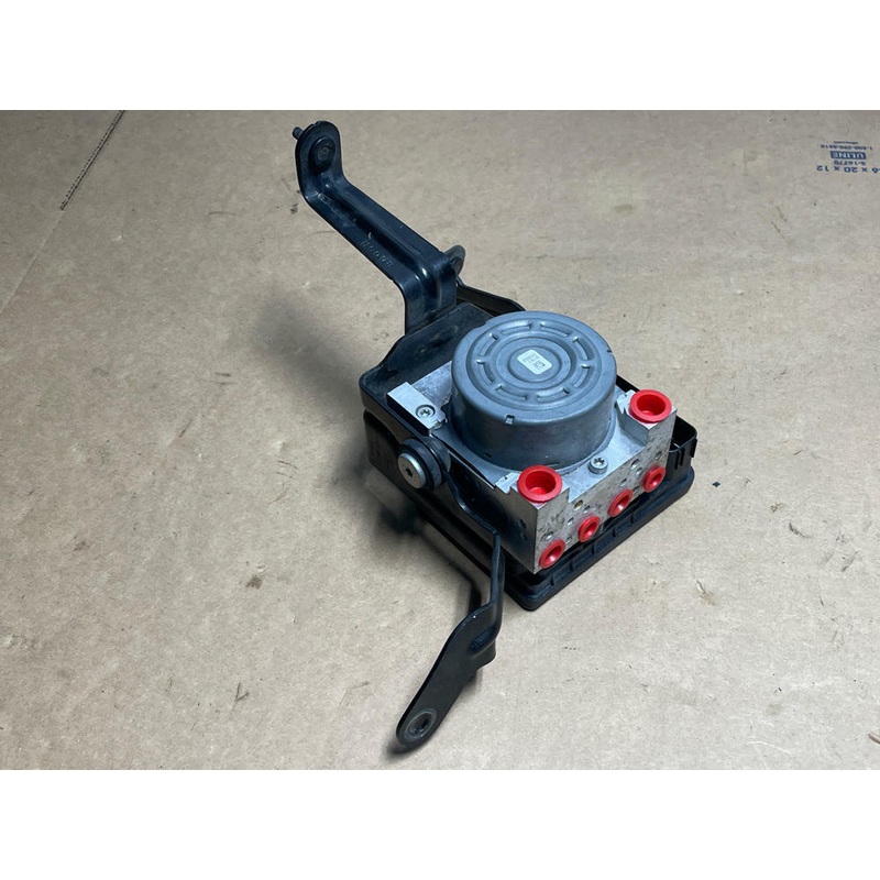 2015-17 Ford Mustang ABS Module 198