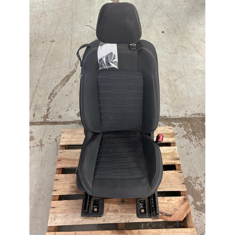 2015-17 Ford Mustang Cloth Front Passenger Seat White Stiching 198