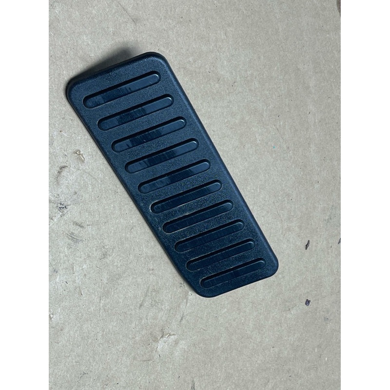 2018-23 Ford Mustang Dead Pedal 204