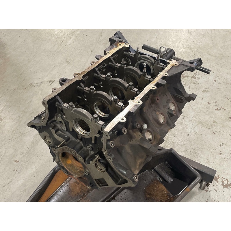 2003-04 Ford Mustang SVT Cobra 4.6 4V Block 221
