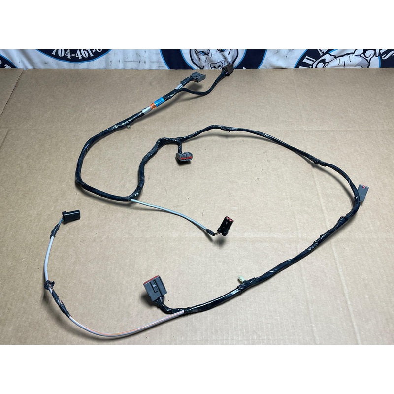 2003-04 Ford Mustang SVT Cobra Mach 460 Harness 220
