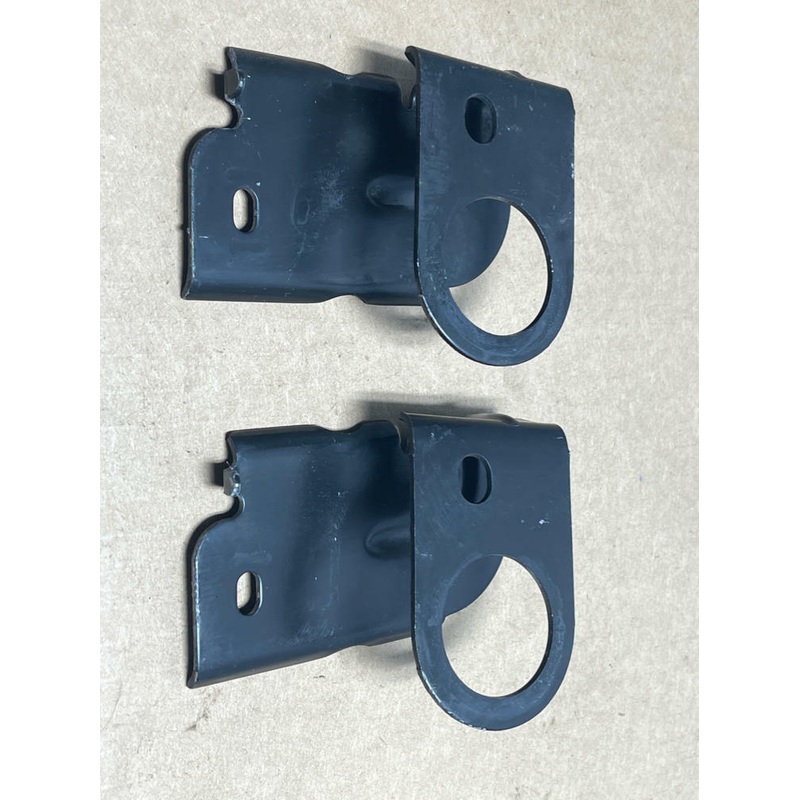 2003-04 Ford Mustang SVT Cobra Radiator Brackets 220