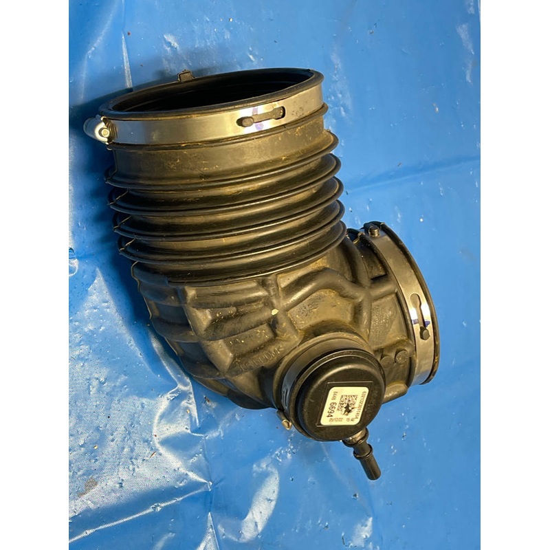 2018-23 Chevrolet Camaro ZL1 Air Cleaner Outlet Duct 169