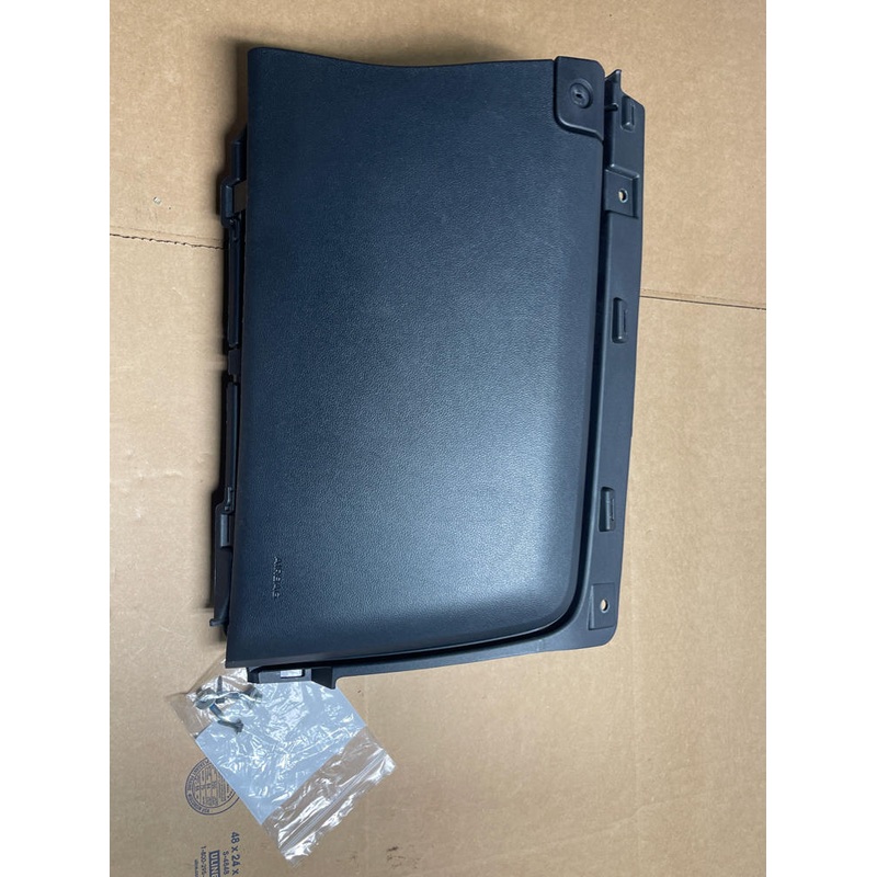2018-23 Ford Mustang Glove Box 217