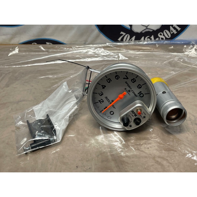 1987-93 Ford Mustang GT AutoMeter Sport Comp Tac w/ Shiftlight 201