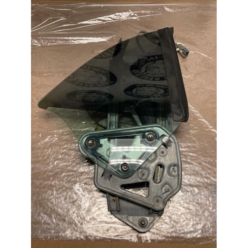 2003-04 Ford Mustang SVT Cobra Convertible Rear Right Quarter Window 208