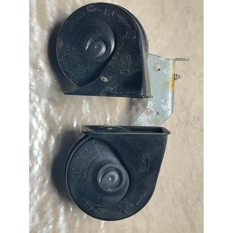 2003-04 Ford Mustang SVT Cobra OEM Horns 208