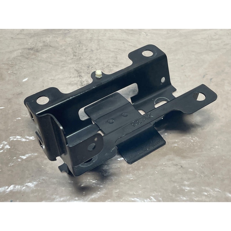 2003-04 Ford Mustang SVT Cobra Pump Mount Bracket- for Convertible 208