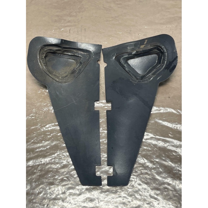 2003-04 Ford Mustang SVT Cobra Side Scoop Insulators 208