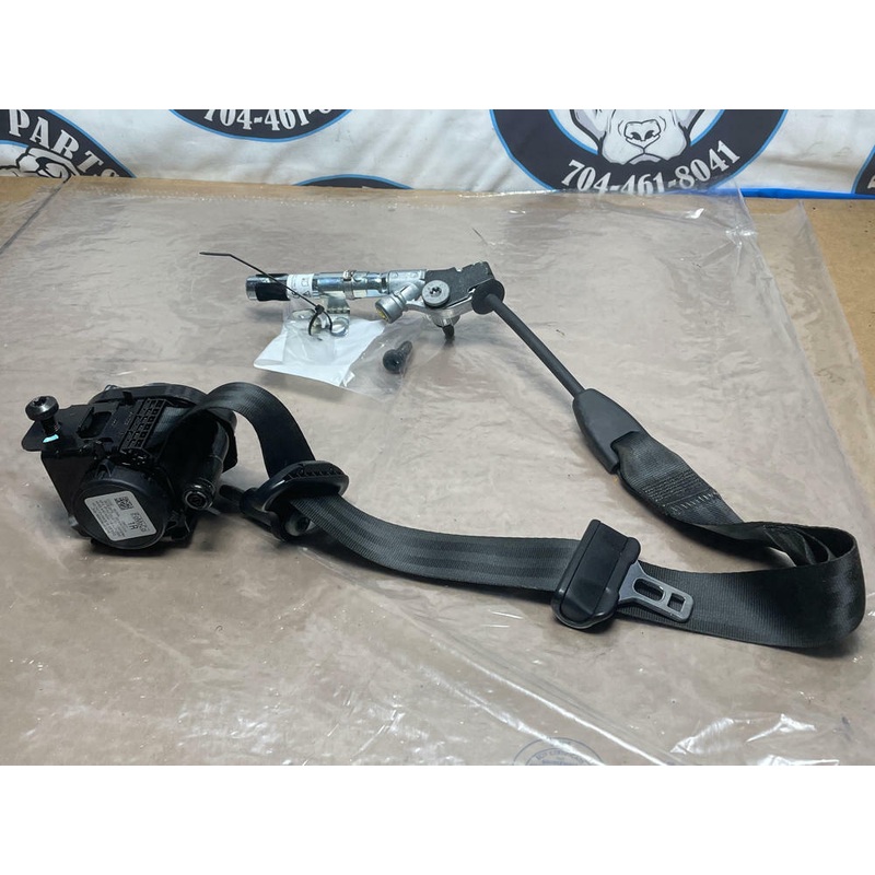 2015-23 Ford Mustang Front Passenger RH Seat Belt 212