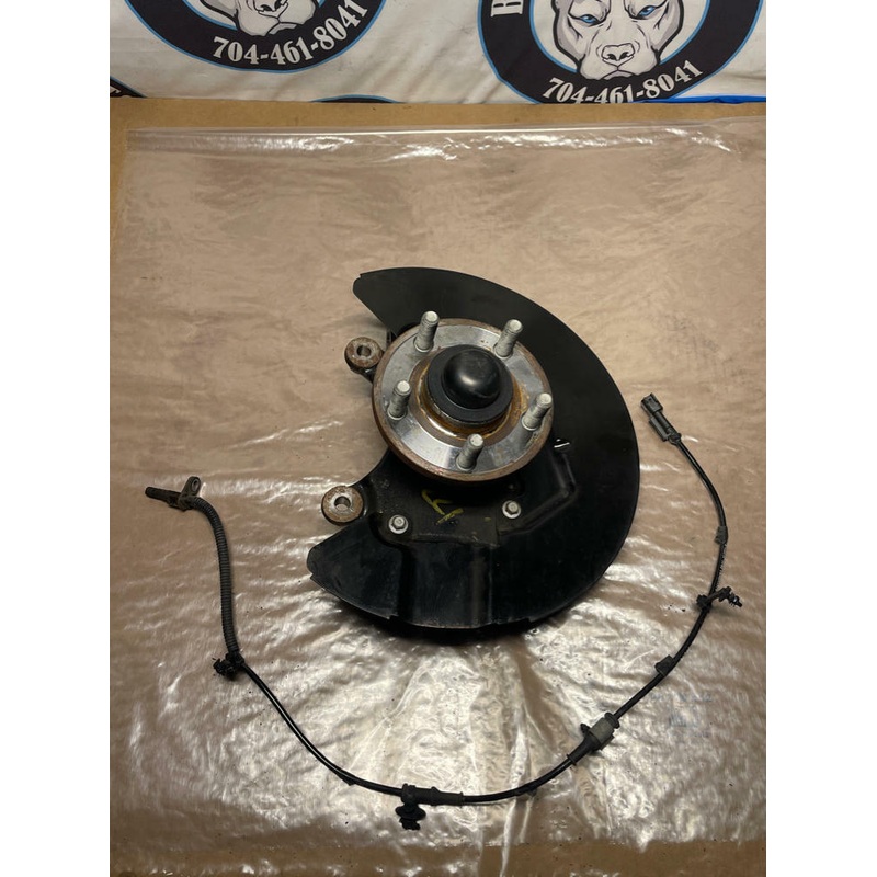 2018-23 Ford Mustang Front Passenger RH Spindle V6 GT 212