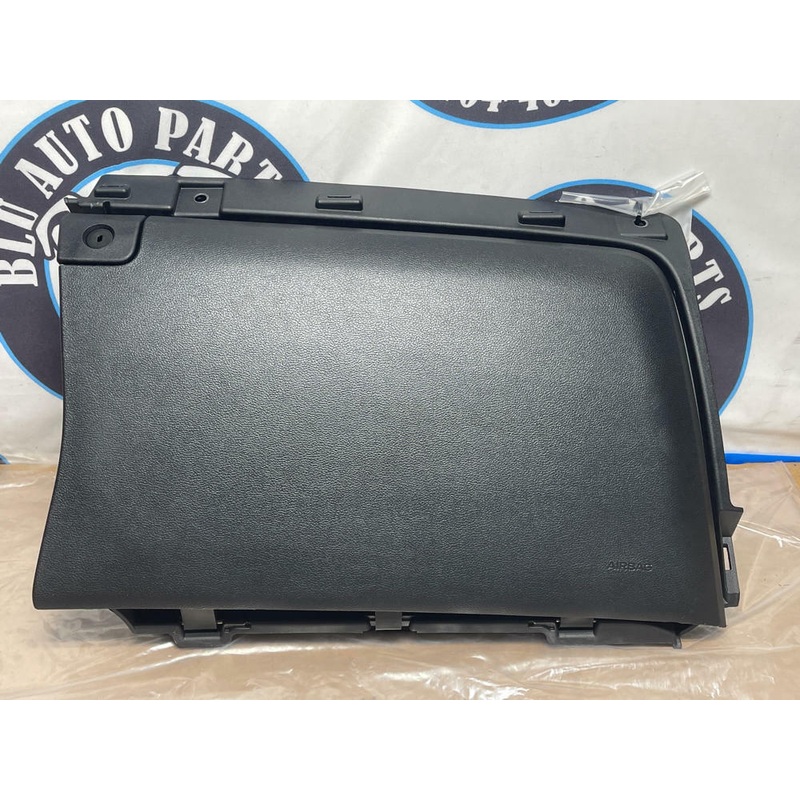 2018-23 Ford Mustang Passenger Glove Box 212