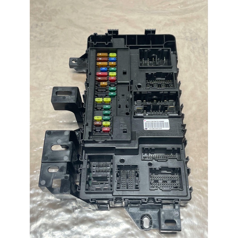 2019-23 Ford Mustang Body Control Module 10R80