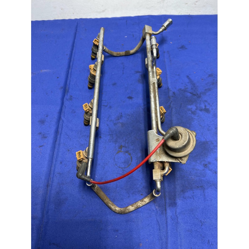 1996-98 Ford Mustang SVT Cobra Return Style Fuel Rails and Injectors Factory JJ