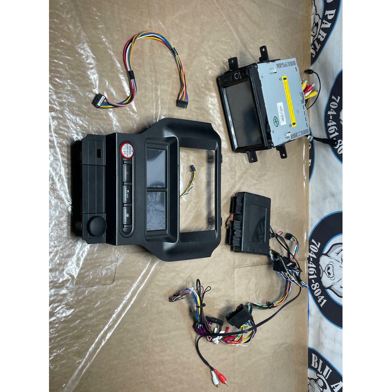 2015-17 Ford Mustang GT Aftermarket Radio/Bezel/Start Button- HAS ISSUES 227
