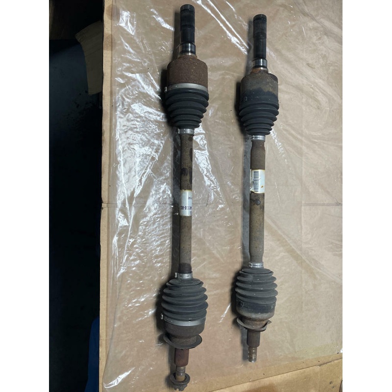2015-23 Ford Mustang S550 Rear Axles Halfshafts Pair 227