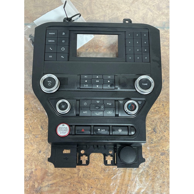 2019-23 Ford Mustang GT S550 5.0 OEM Radio & Bezel Push Button Start 216