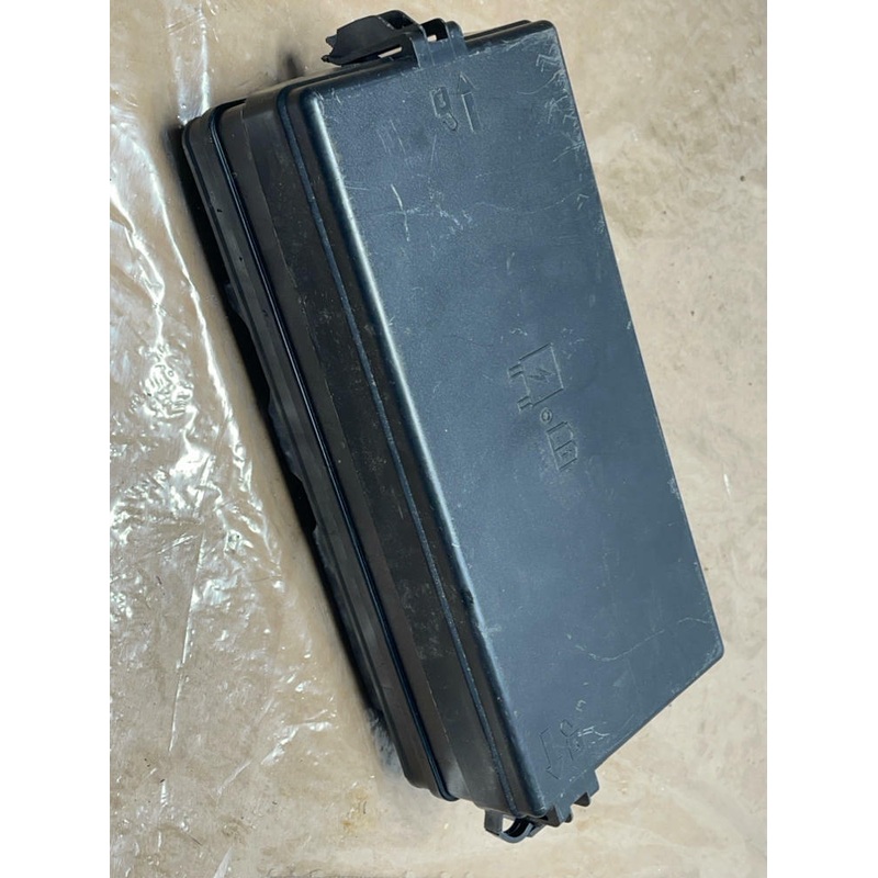 2007-09 Ford Mustang GT500 KR 1800 Miles Engine Bay Fuse Box 226