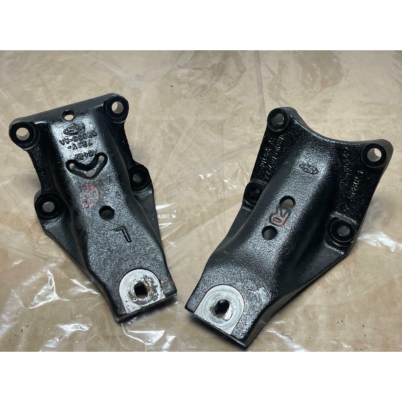 2007-09 Ford Mustang GT500 KR 1800 Miles OEM Engine Mount Brackets Pair 226