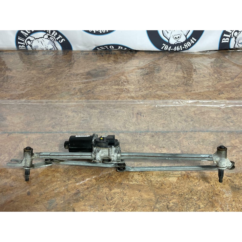 2015-17 Ford Mustang GT 5.0 S550 Wiper Motor Assembly 211