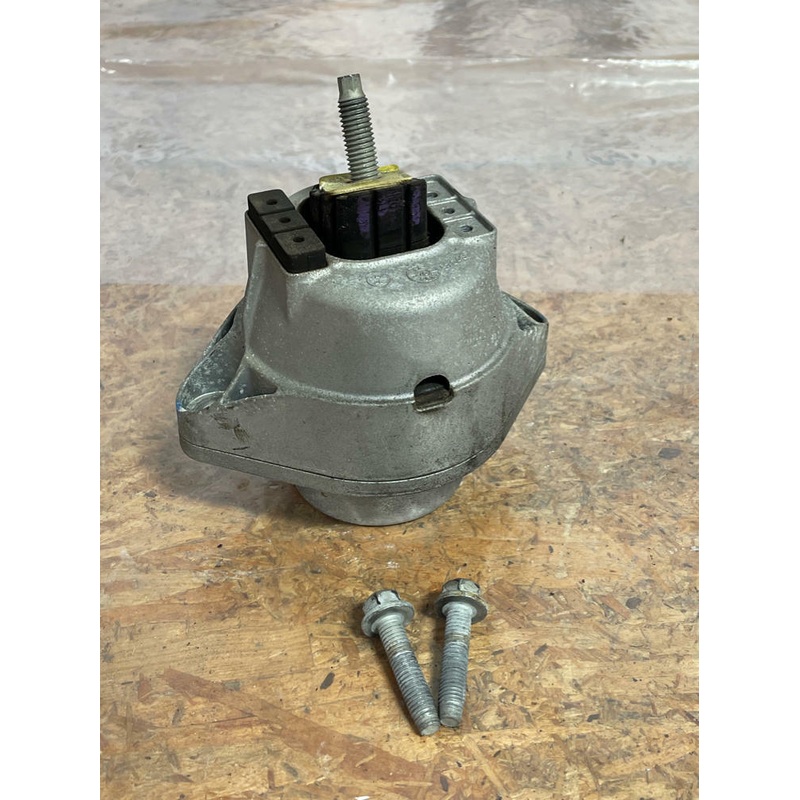 2016-23 Chevrolet Camaro SS 6.2L LH Motor Mount 199