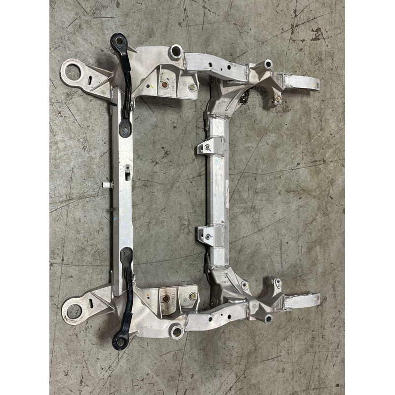 2016-23 Chevrolet Camaro SS Front Suspension Cradle 38k Miles OEM 199