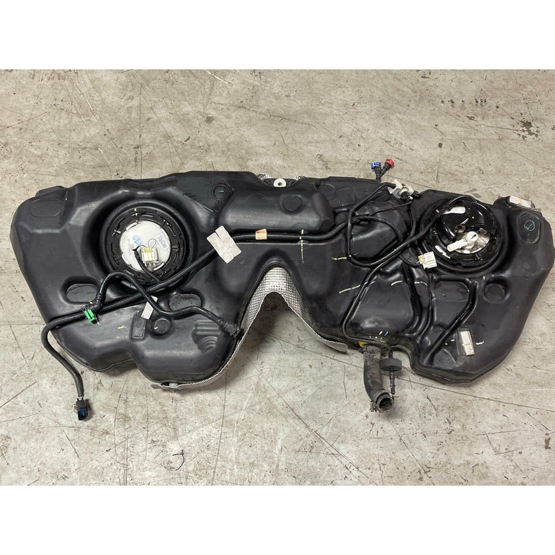 2016-23 Chevrolet Camaro SS Fuel Tank Assembly 38k Miles OEM 199