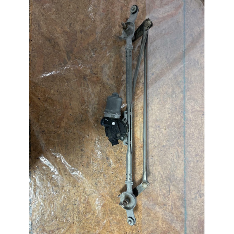 2016-23 Chevrolet Camaro SS Wiper Arm Assembly- w/ Motor 199