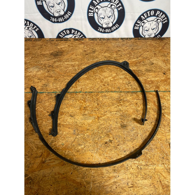 2018-23 Ford Mustang Mach Fender Lips Rare (see description) 213