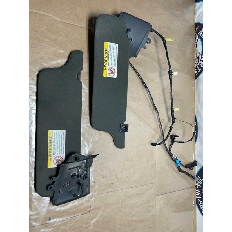 1999-01 Ford Mustang SVT Sunvisors Pair- Dark Charcoal, for Convertible 233