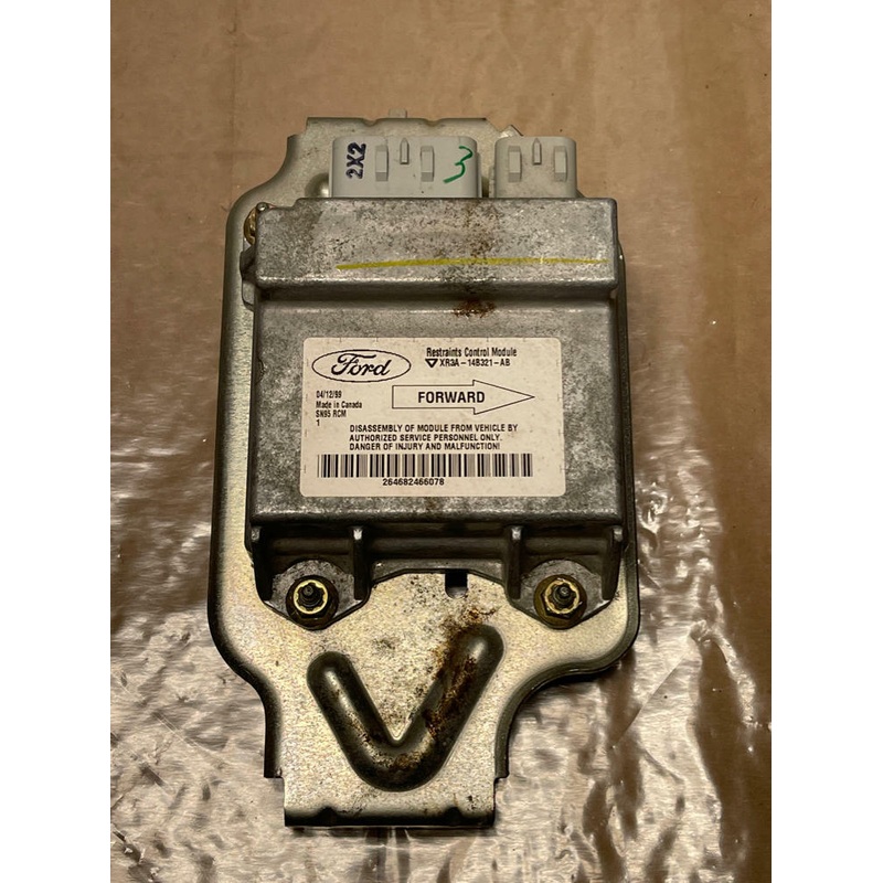 1999-04 Ford Mustang Module (XR3A-14B321-AB) 233