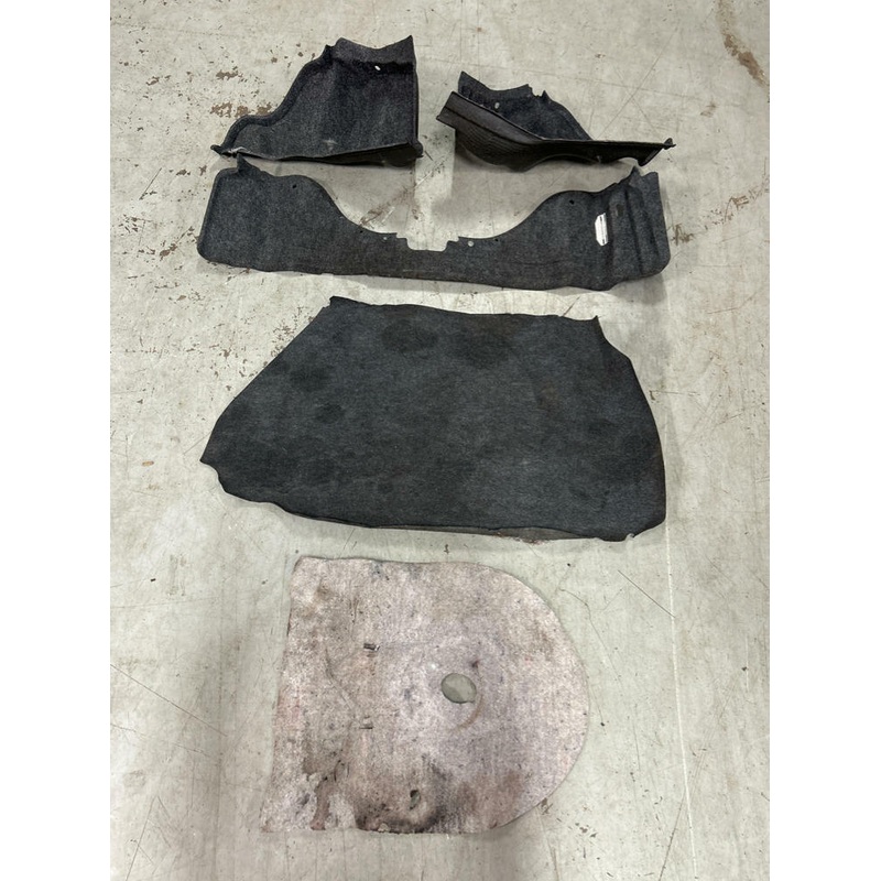 1999-04 Ford Mustang SVT GT V6 Convertible Trunk Interior NICE 233
