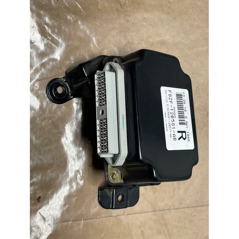 1999 Ford Mustang SVT Cobra CCRM Module 233