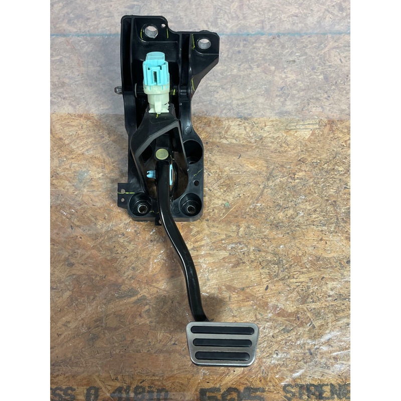 2015-17 Ford Mustang GT 5.0 S550 Brake Pedal Assembly 211