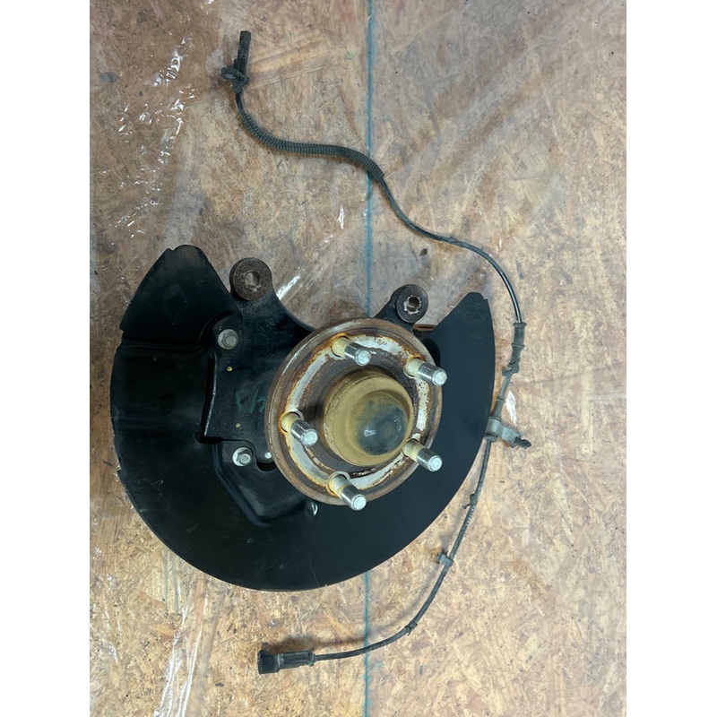 2015-17 Ford Mustang Passenger RH Spindle Coyote V6 240