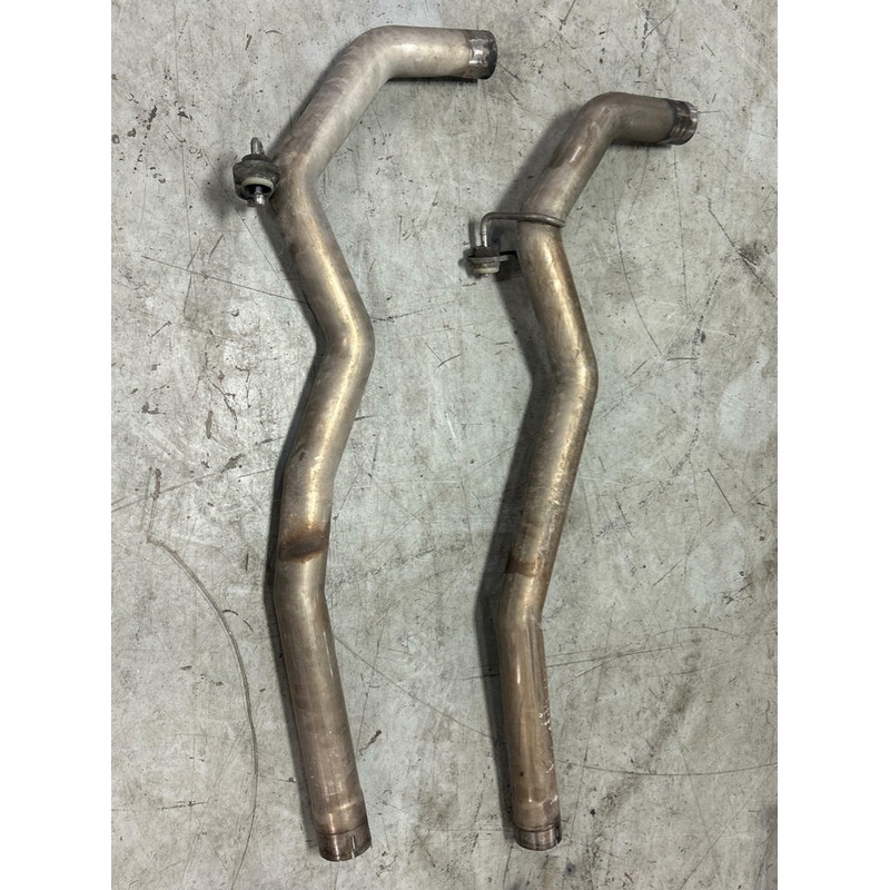 2015-23 Ford Mustang Aftermarket Tail Pipes Pair- 2in to 3in 237
