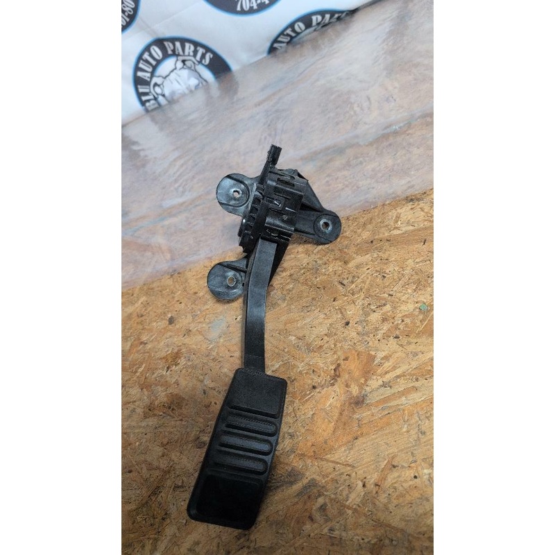 2018-23 Ford Mustang GT Coyote Gas Pedal Assembly 242