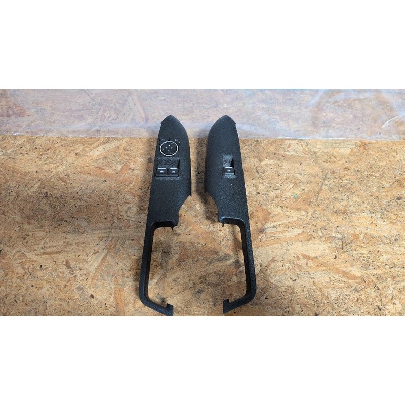 2018-23 Ford Mustang Window Switches & Trim Panel LH/RH- Coupe 242
